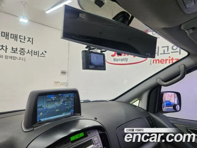 Hyundai Starex 2011 thumb 8