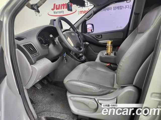 Hyundai Starex 2011 thumb 9