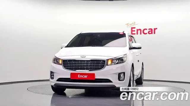 Kia Carnival 2015 thumb 3