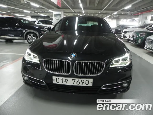 BMW 5-Series 2015 thumb 12