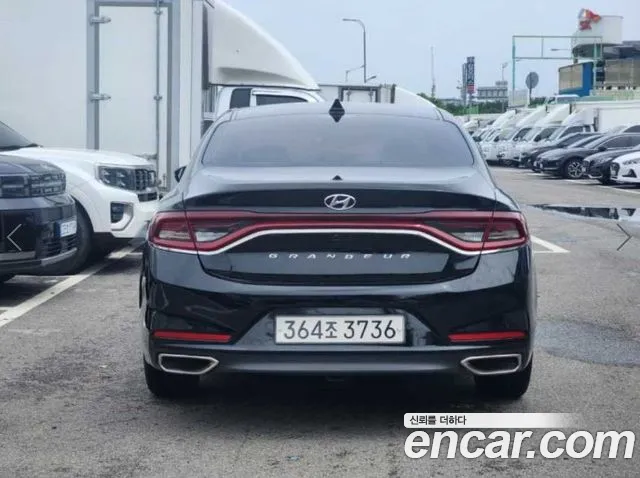 Hyundai Grandeur 2017 thumb 4
