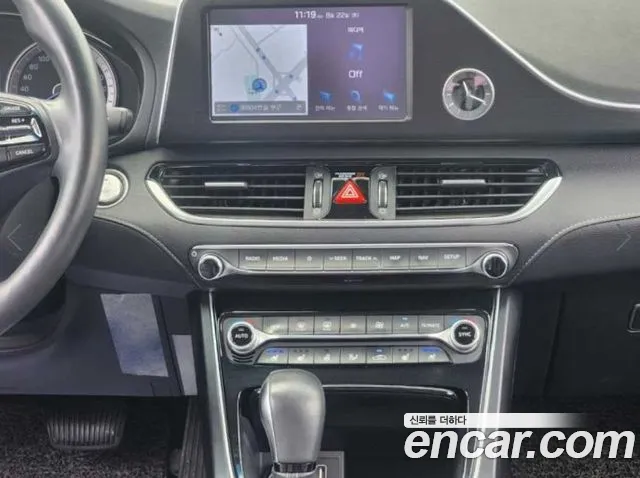 Hyundai Grandeur 2017 thumb 10