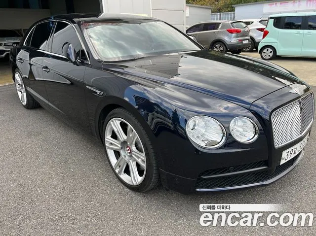 Bentley Flying Spur 2018 thumb 7
