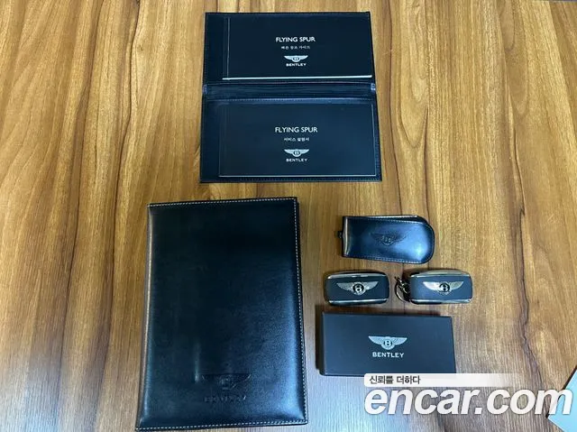 Bentley Flying Spur 2018 thumb 12