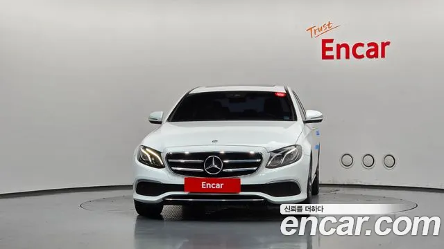Mercedes-Benz E-Класс 2019 thumb 3