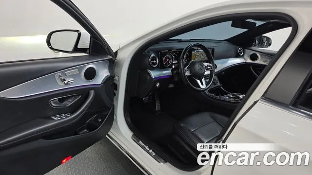 Mercedes-Benz E-Класс 2019 thumb 10