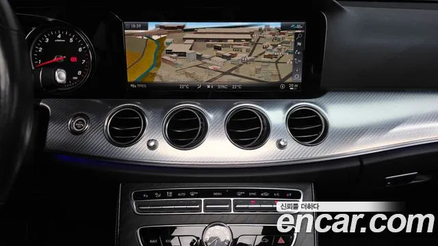 Mercedes-Benz E-Класс 2019 thumb 12