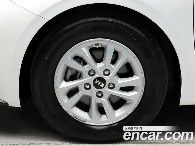 Kia K3 2019 thumb 5
