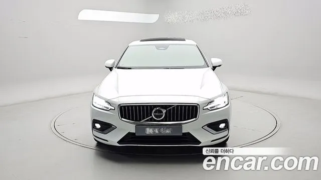Volvo S60 2024 thumb 2