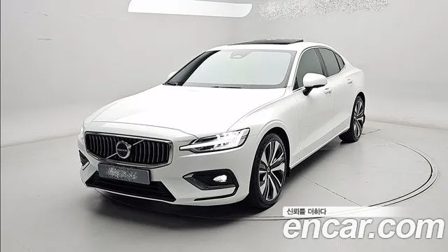 Volvo S60 2024 thumb 12