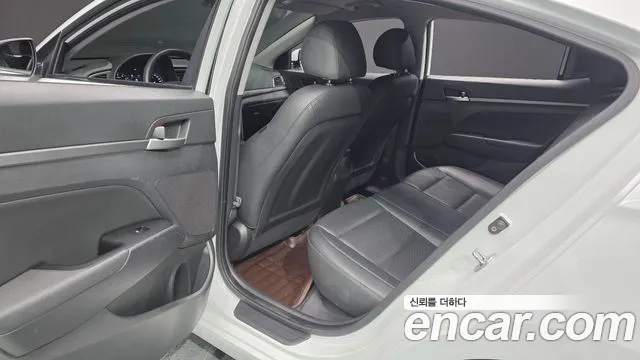 Hyundai Avante 2018 thumb 11