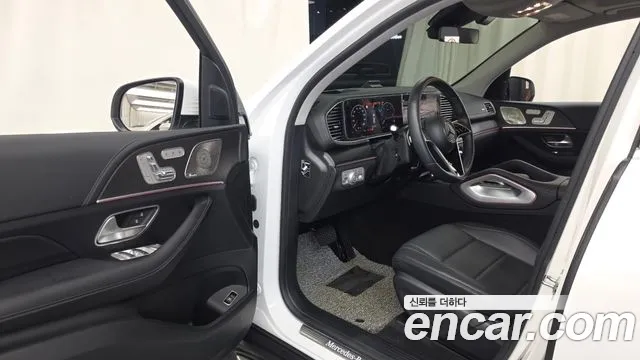 Mercedes-Benz GLE 2024 thumb 10