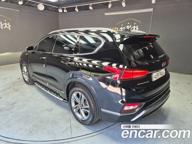Hyundai Santa Fe 2019 thumb 5