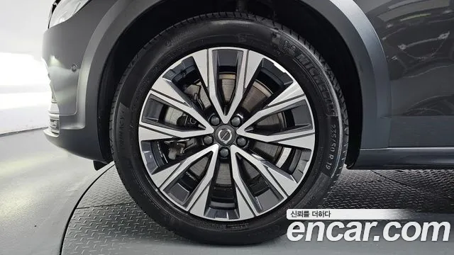 Volvo V90 2024 thumb 4
