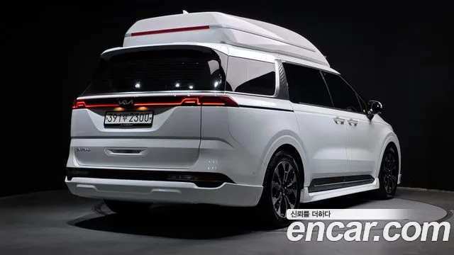 Kia Carnival 2023 thumb 2