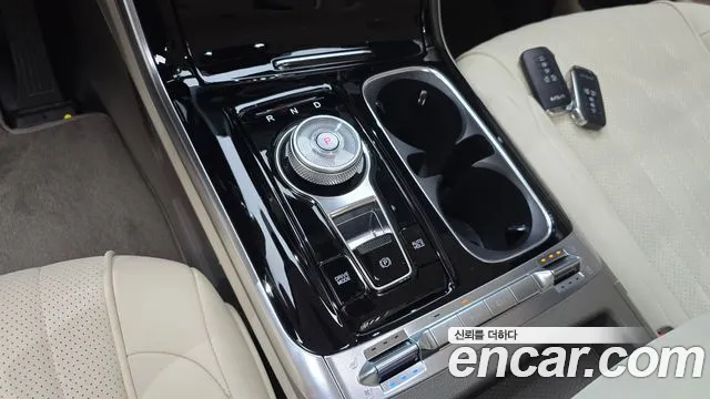 Kia Carnival 2023 thumb 9