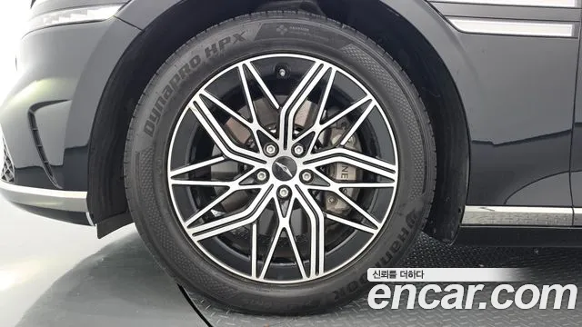 Genesis G90 2022 thumb 5