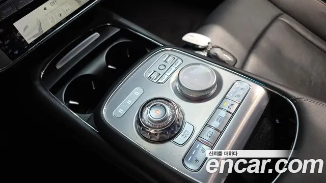 Genesis G90 2022 thumb 9