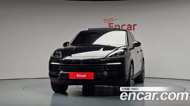 Porsche Cayenne 2020 thumb 2