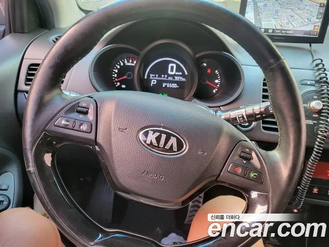 Kia Morning 2014 thumb 6