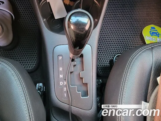 Kia Morning 2014 thumb 10