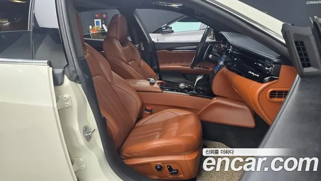Maserati Quattroporte 2019 thumb 10