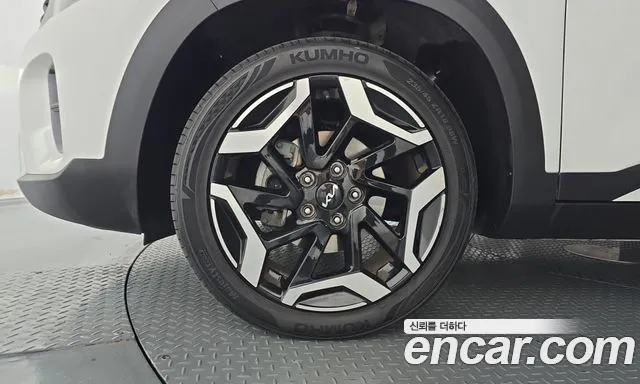 Kia Seltos 2023 thumb 4