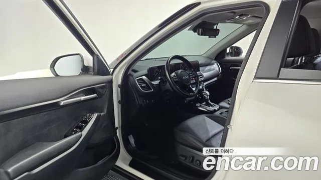 Kia Seltos 2023 thumb 9