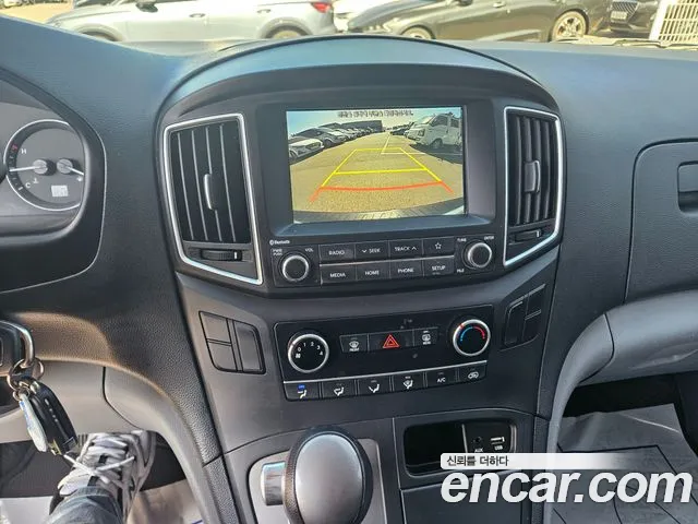 Hyundai Starex 2020 thumb 7