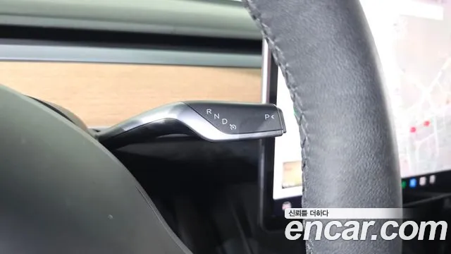 Tesla Model Y 2021 thumb 8