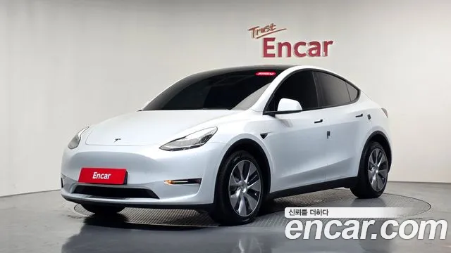 Tesla Model Y 2021 thumb 11