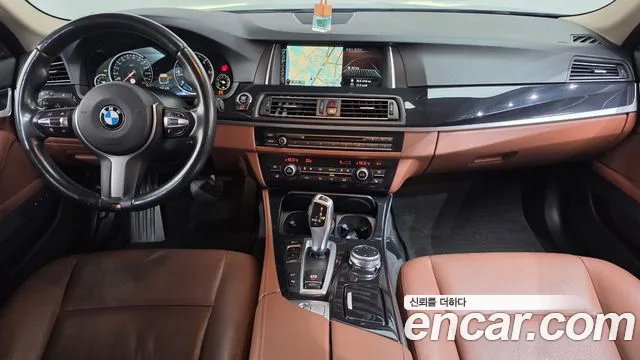 BMW 5-Series 2016 thumb 7