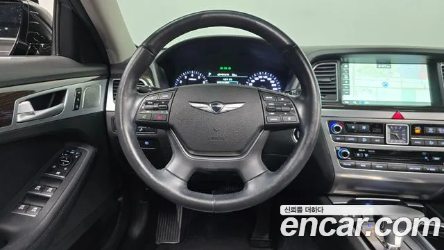 Genesis G80 2017 thumb 11