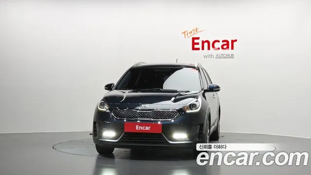 Kia Niro 2017 thumb 3