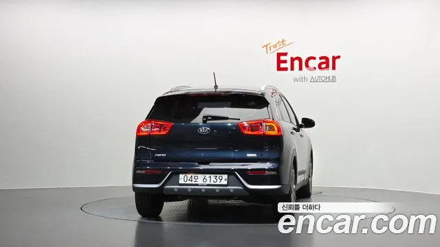 Kia Niro 2017 thumb 4