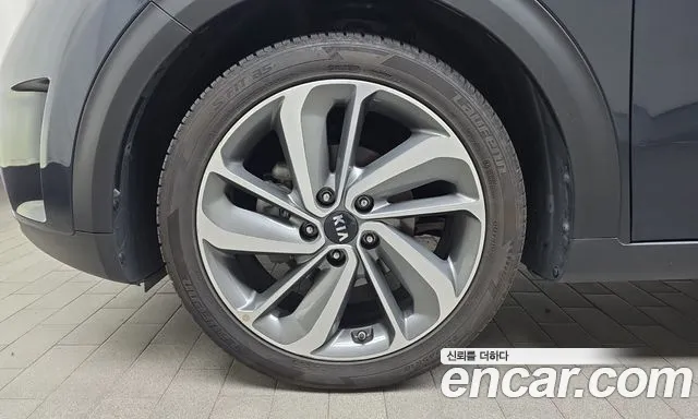 Kia Niro 2017 thumb 5