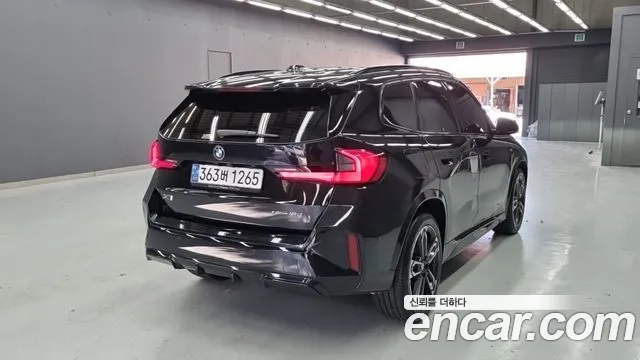 BMW X1 2024 thumb 2