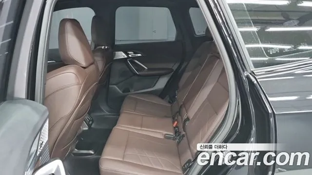 BMW X1 2024 thumb 10