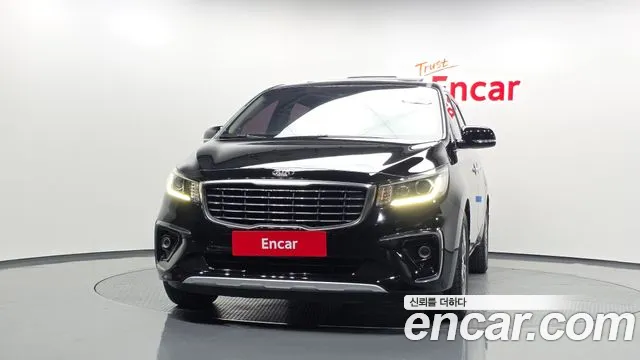 Kia Carnival 2018 thumb 2