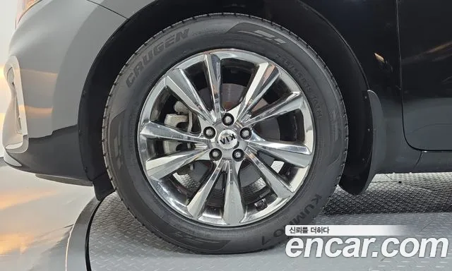 Kia Carnival 2018 thumb 4