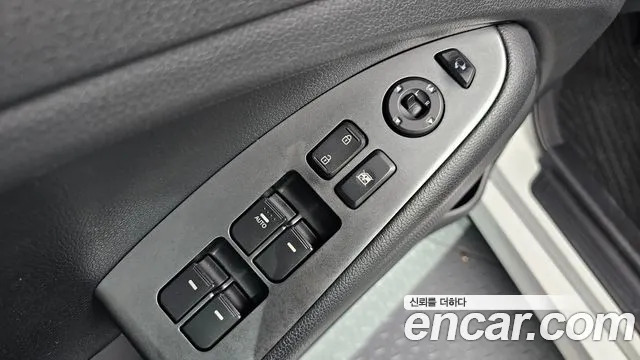 Kia K5 2013 thumb 11