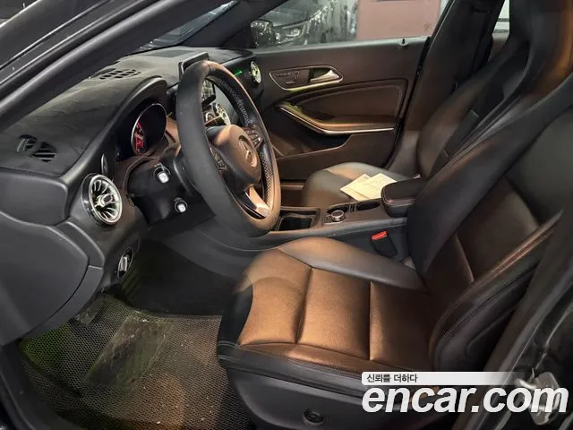 Mercedes-Benz CLA 2015 thumb 5