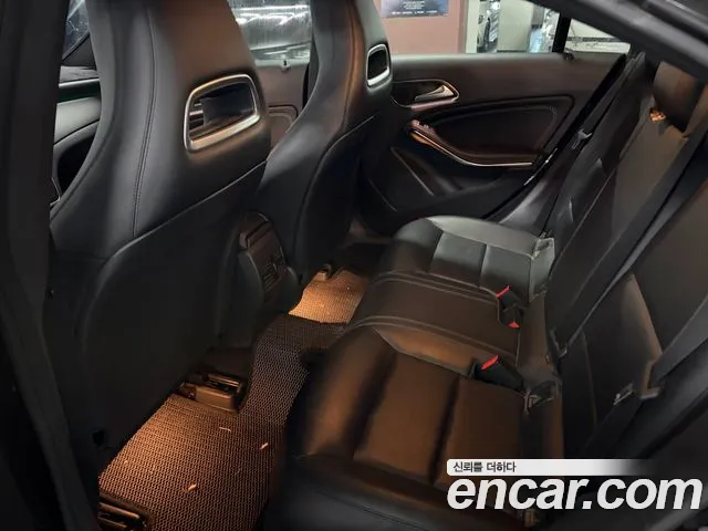 Mercedes-Benz CLA 2015 thumb 6