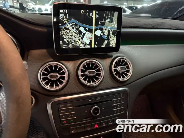 Mercedes-Benz CLA 2015 thumb 8