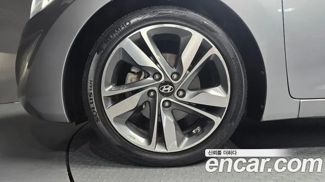 Hyundai Avante 2014 thumb 4