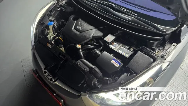 Hyundai Avante 2014 thumb 5