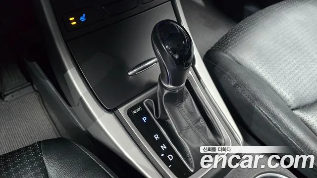 Hyundai Avante 2014 thumb 8