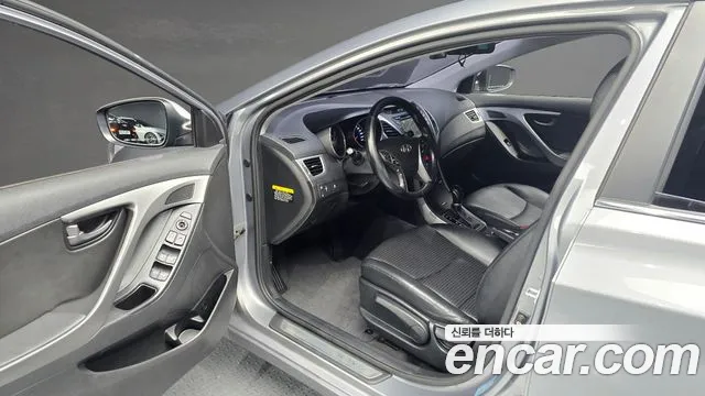 Hyundai Avante 2014 thumb 10
