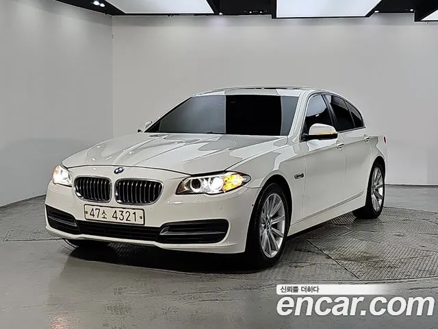 BMW 5-Series 2013 thumb 12