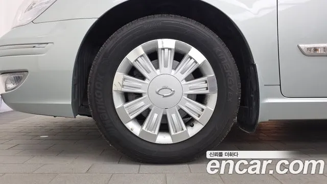 Renault-KoreaSamsung Latitude 2004 thumb 5